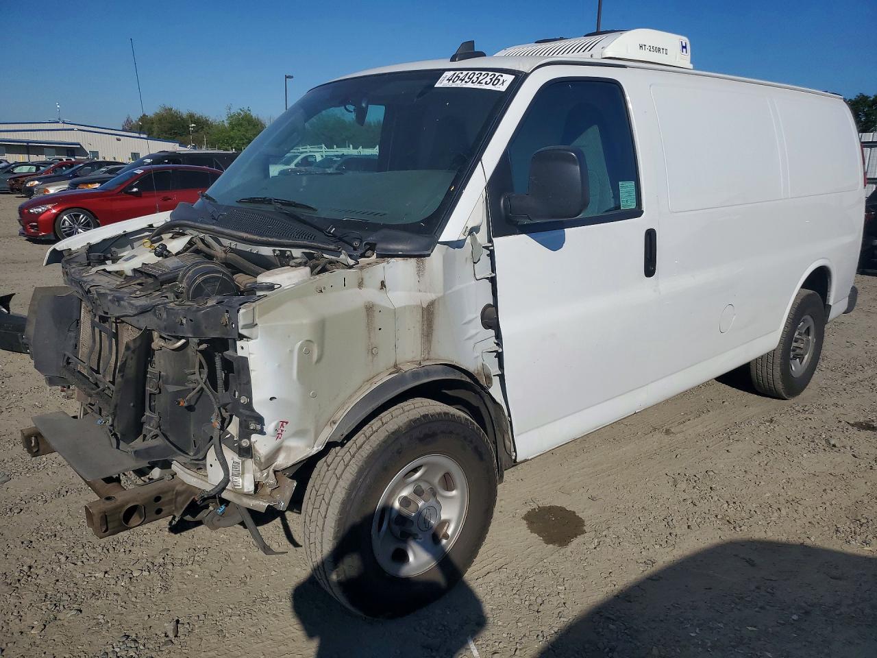 2019 CHEV Express VIN 1GCWGAFG3K1327750 photo 1