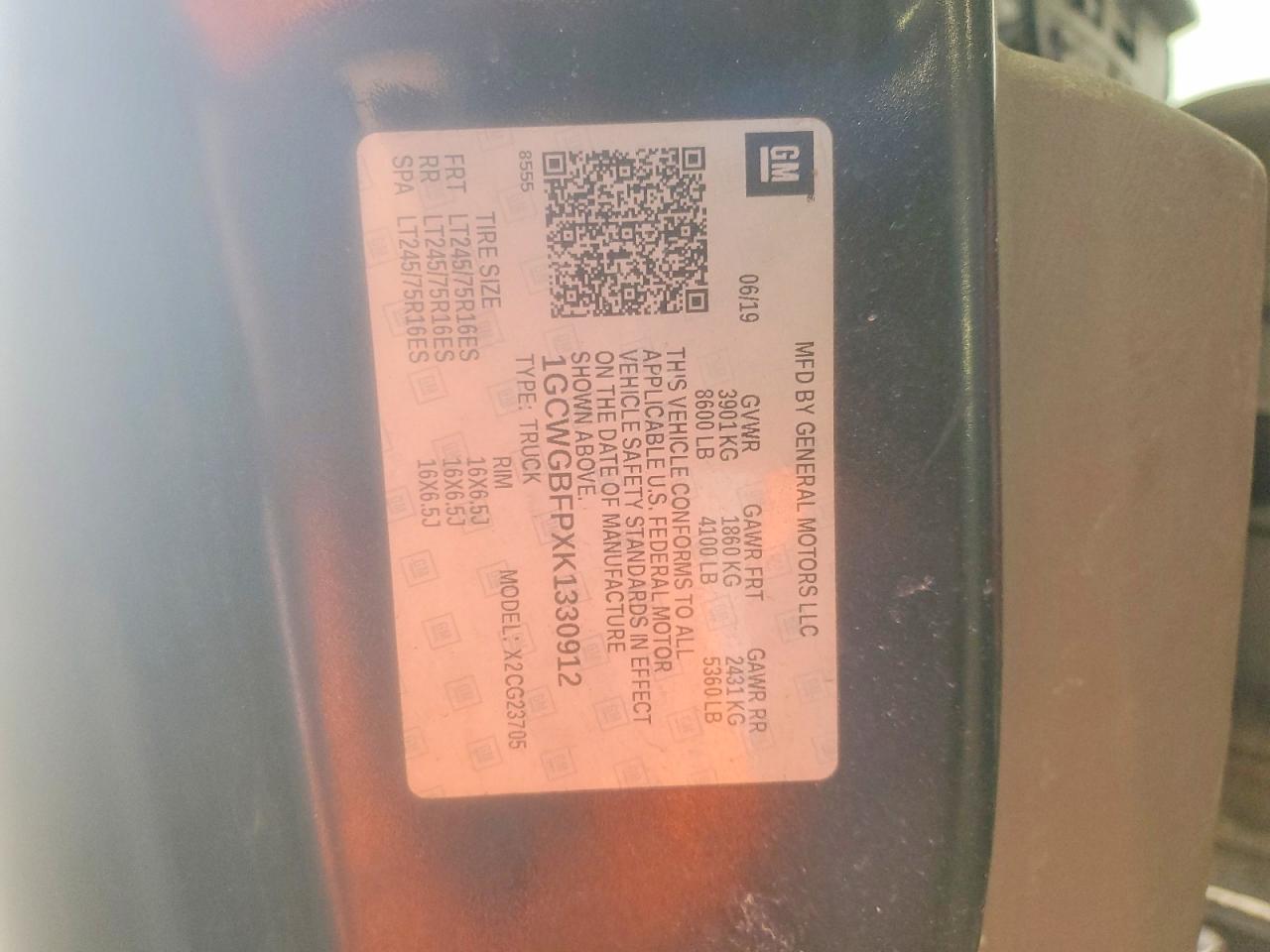 2019 Chevy Express VIN 1GCWGBFPXK1330912 photo 12