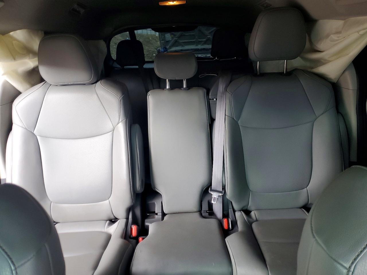 2021 Toyota Sienna VIN 5TDYRKEC1MS041103 photo 10