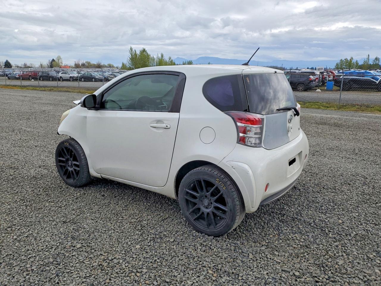 2012 Scion Iq VIN JTNJJXB0XCJ019186 photo 2