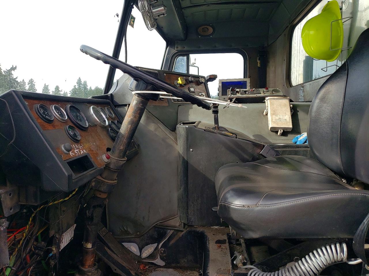 1998 PETERBILT All other VIN 1NPZH58X7WD710800 photo 5