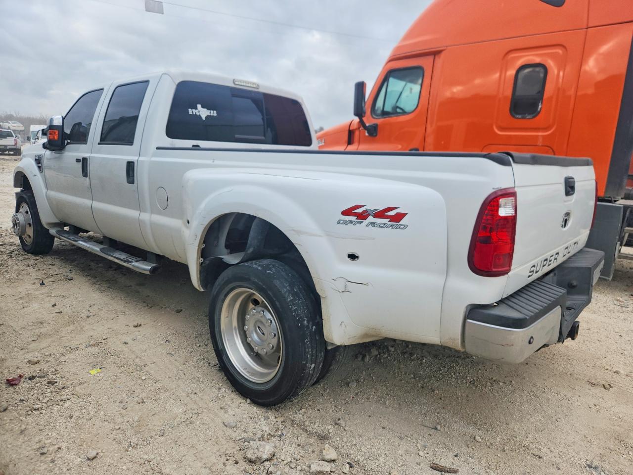 2008 Ford F450 VIN 1FTXW43R18ED77949 photo 2