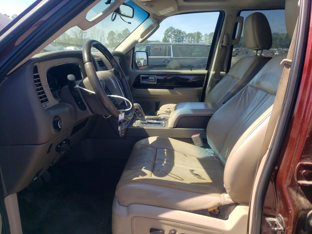 2015 Lincoln Navigator VIN 5LMJJ2HT0FEJ09588 photo 7