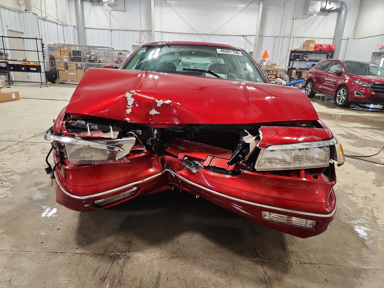 1997 Mercury Grmarquis VIN 2MELM75W6VX639014 photo 5