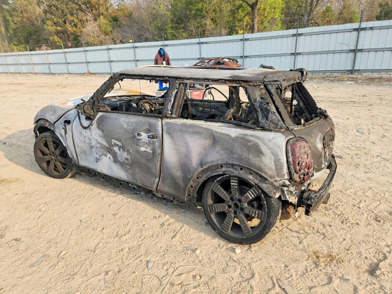 2023 MINI Cooper VIN WMW53DH06P2T73046 photo 2