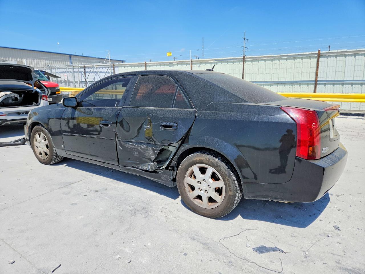 2006 Cadillac Cts VIN 1G6DP577860190106 photo 2