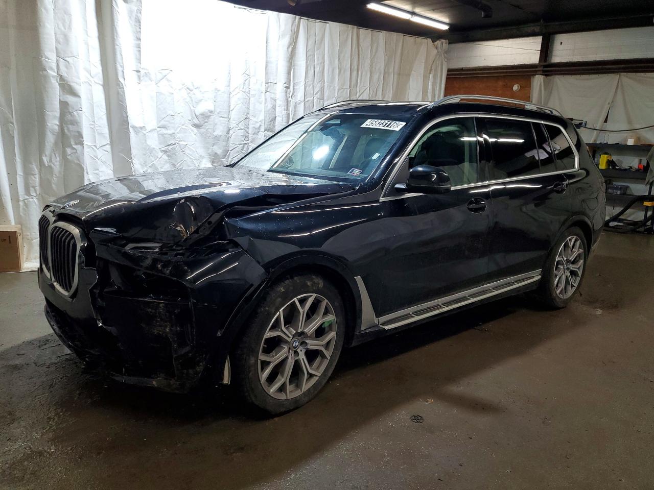 2026 BMW X7 VIN 5UX23EM01T9043994 photo 1