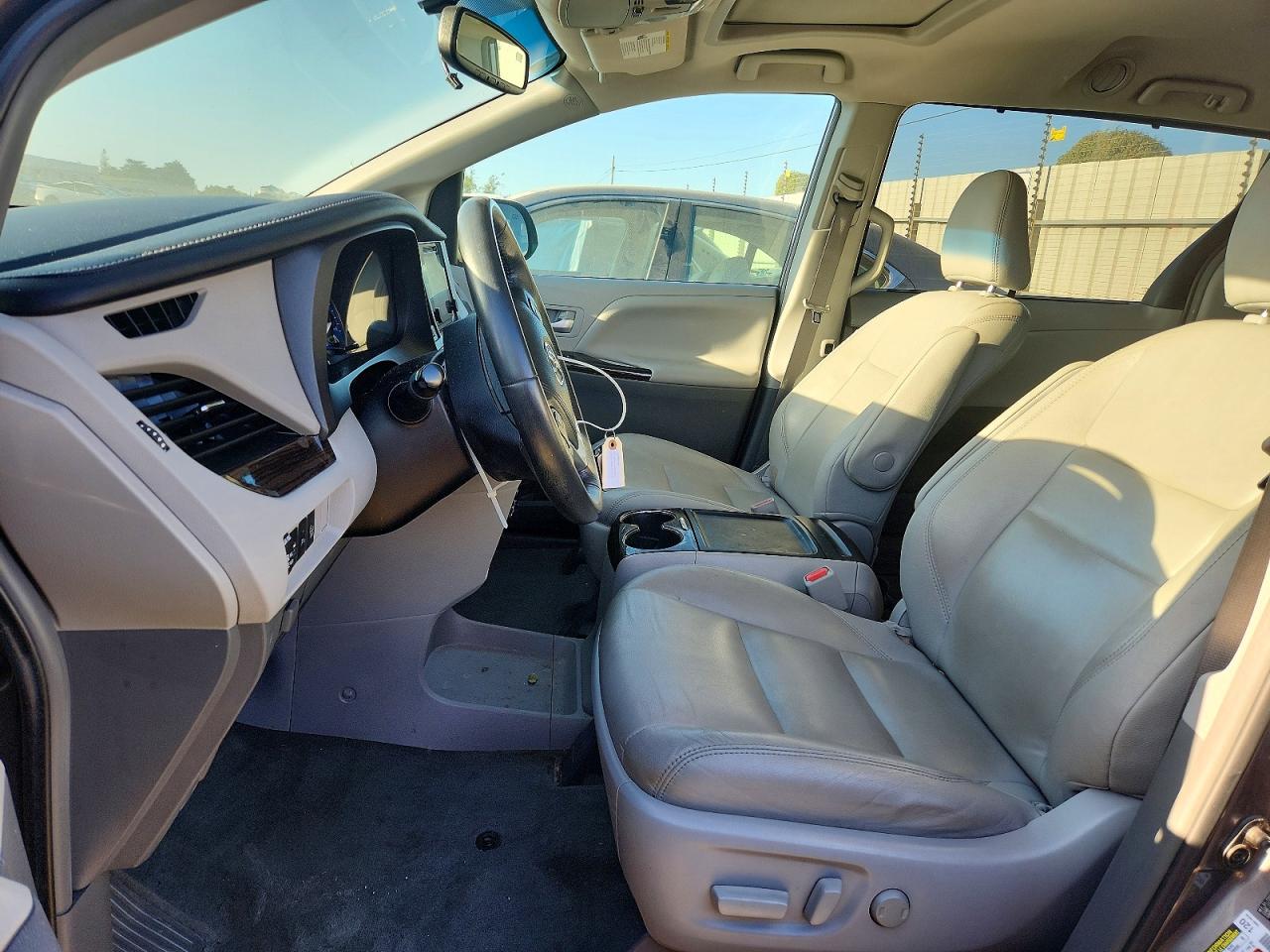2017 Toyota All models VIN 5TDYZ3DC9HS861216 photo 7