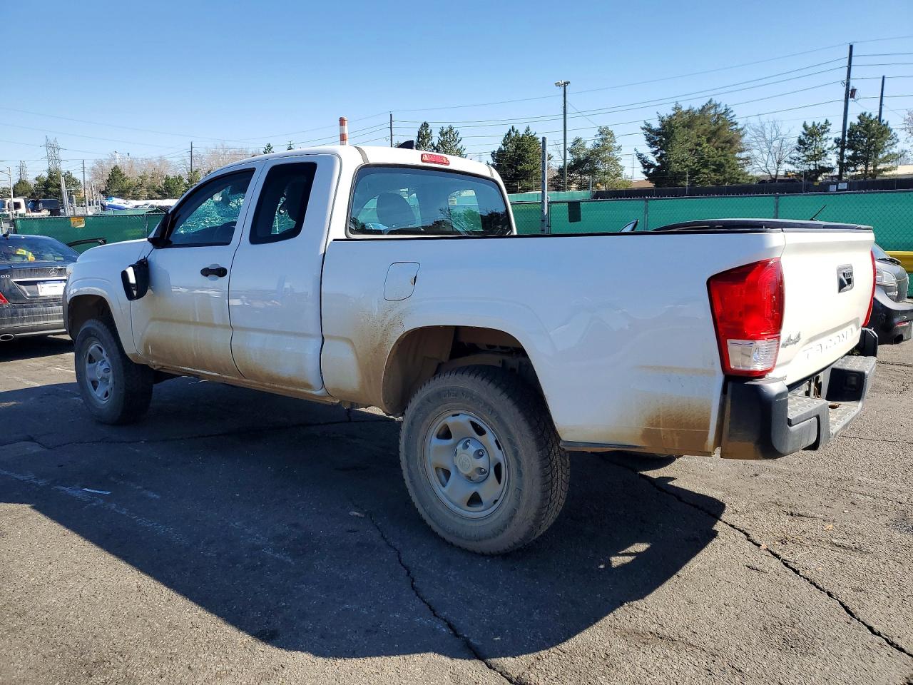 2016 Toyota Tacoma sr VIN 5TFSX5EN0GX043907 photo 2
