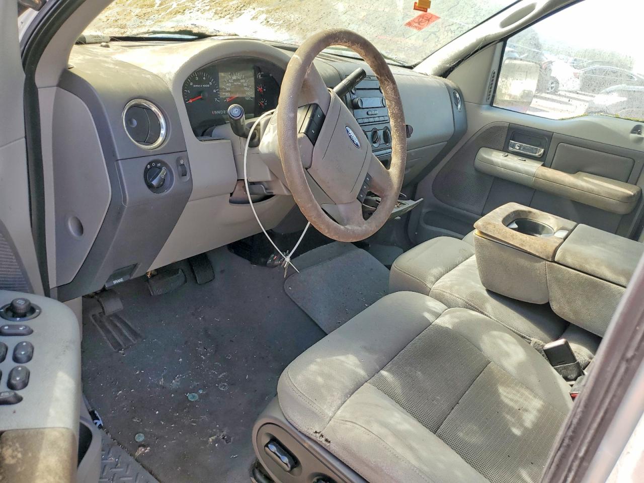 2004 Ford F150 VIN 1FTPW125X4KA12081 photo 8