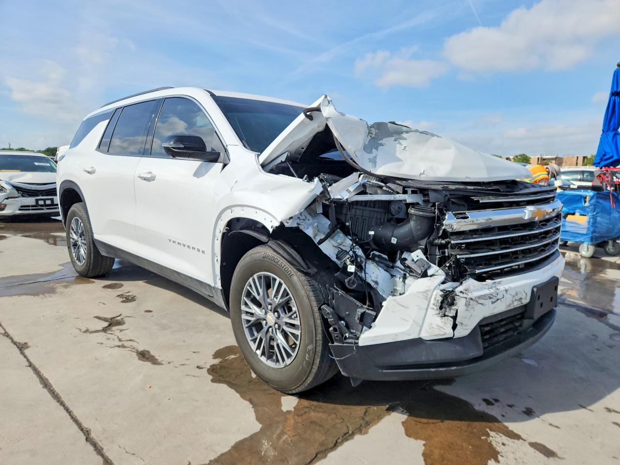 2024 Chevrolet Traverse VIN 1GNERGKS6RJ170980 photo 4