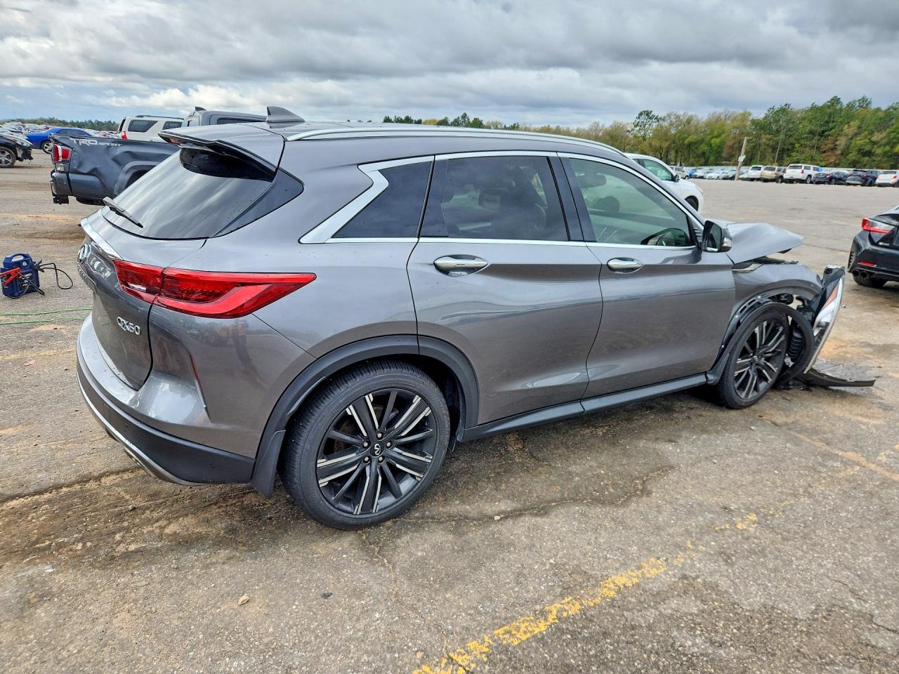 2021 INFINITI Qx50 VIN 3PCAJ5BA9MF106720 photo 3