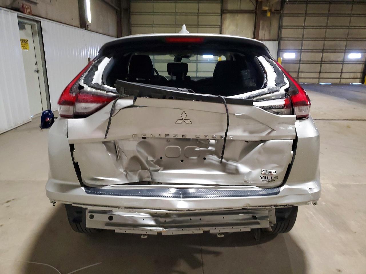 2023 Mitsubishi ECLIPSE VIN JA4ATVAA3PZ010845 photo 6