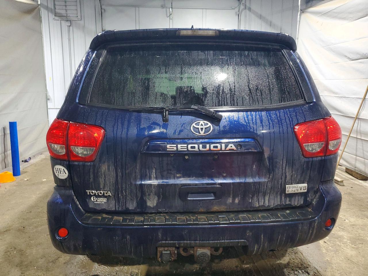 2010 Toyota Sequoia VIN 5TDBY5G17AS026980 photo 6