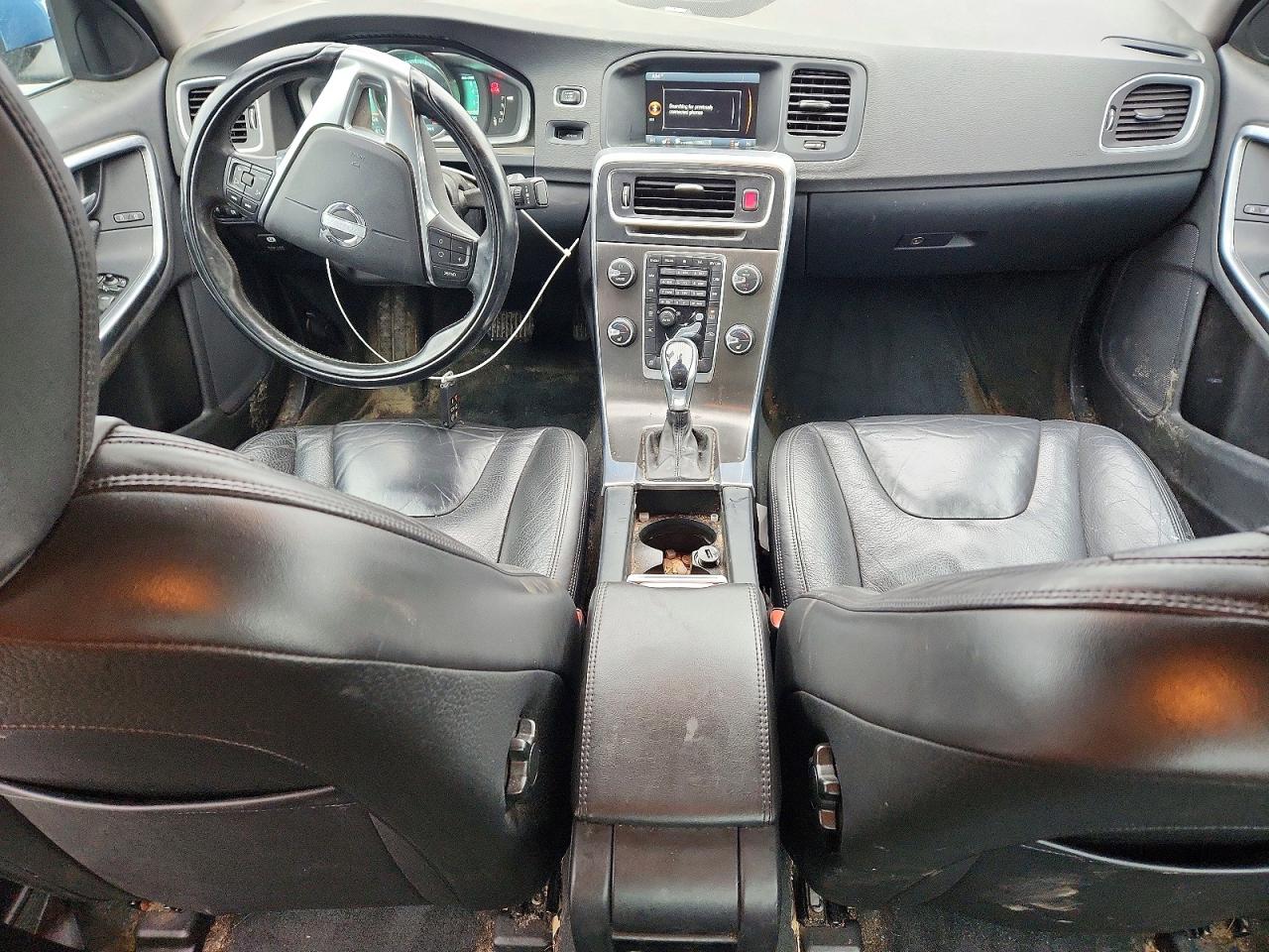 2014 Volvo S60 VIN YV1612FH5E1282101 photo 8