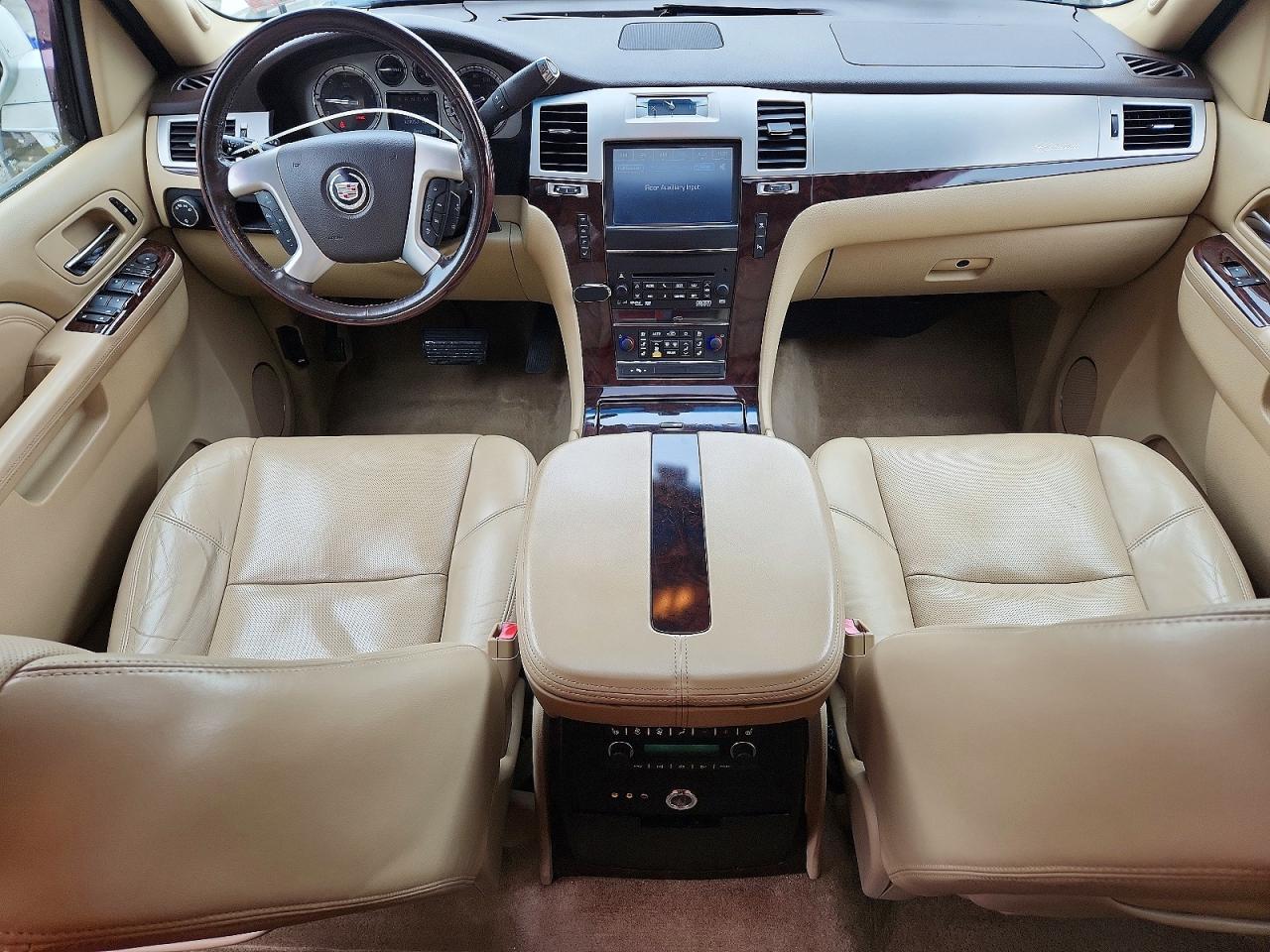 2011 Cadillac Escalade VIN 1GYS4BEF8BR156771 photo 8