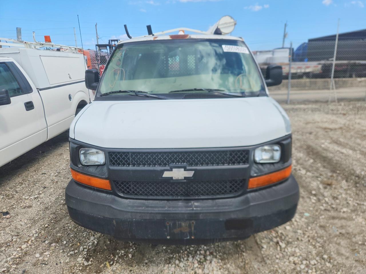 2008 CHEV Express VIN 1GCHG35K381161135 photo 5