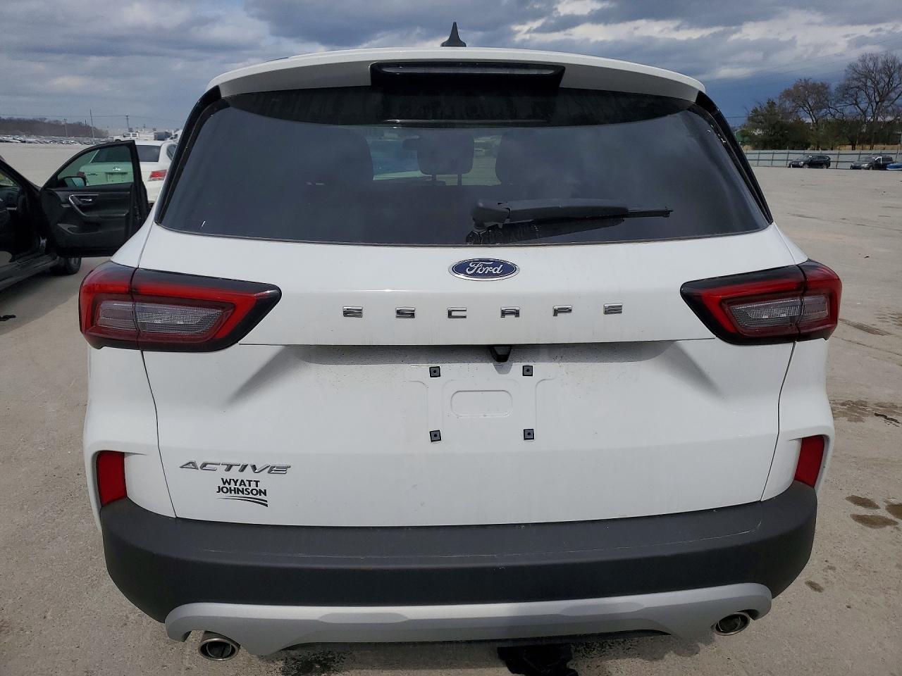 2026 Ford Escape VIN 1FMCU0GN5TUA39551 photo 6