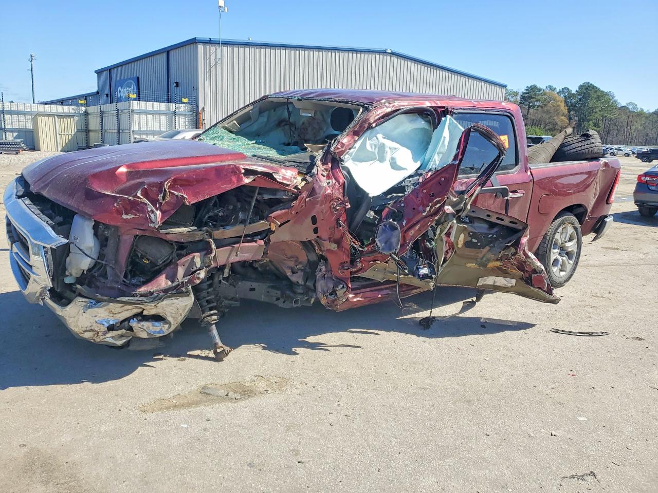 2020 Ram 1500 VIN 1C6SRFFT6LN233446 photo 1