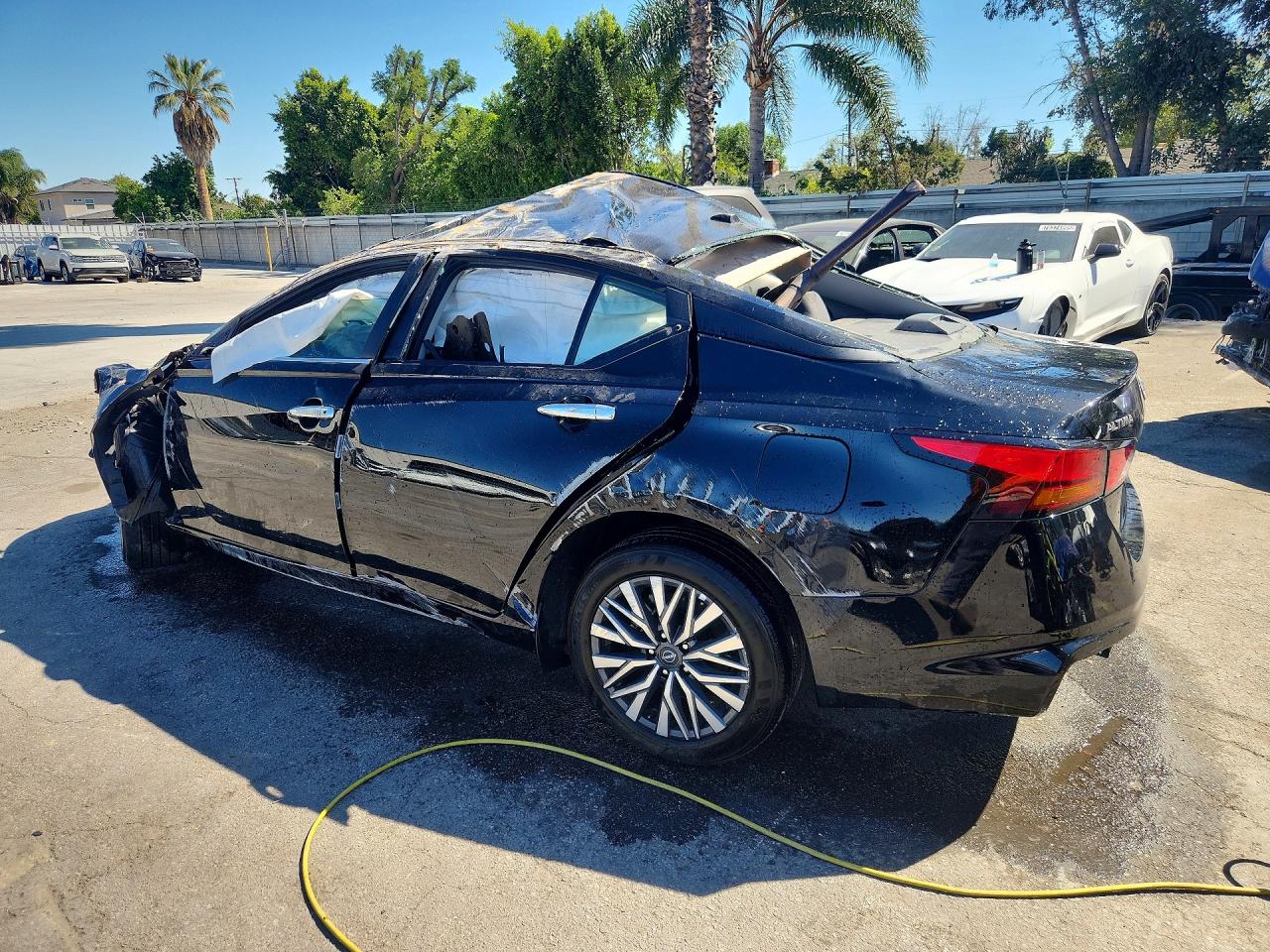 2025 Nissan Altima VIN 1N4BL4DV3SN392447 photo 2