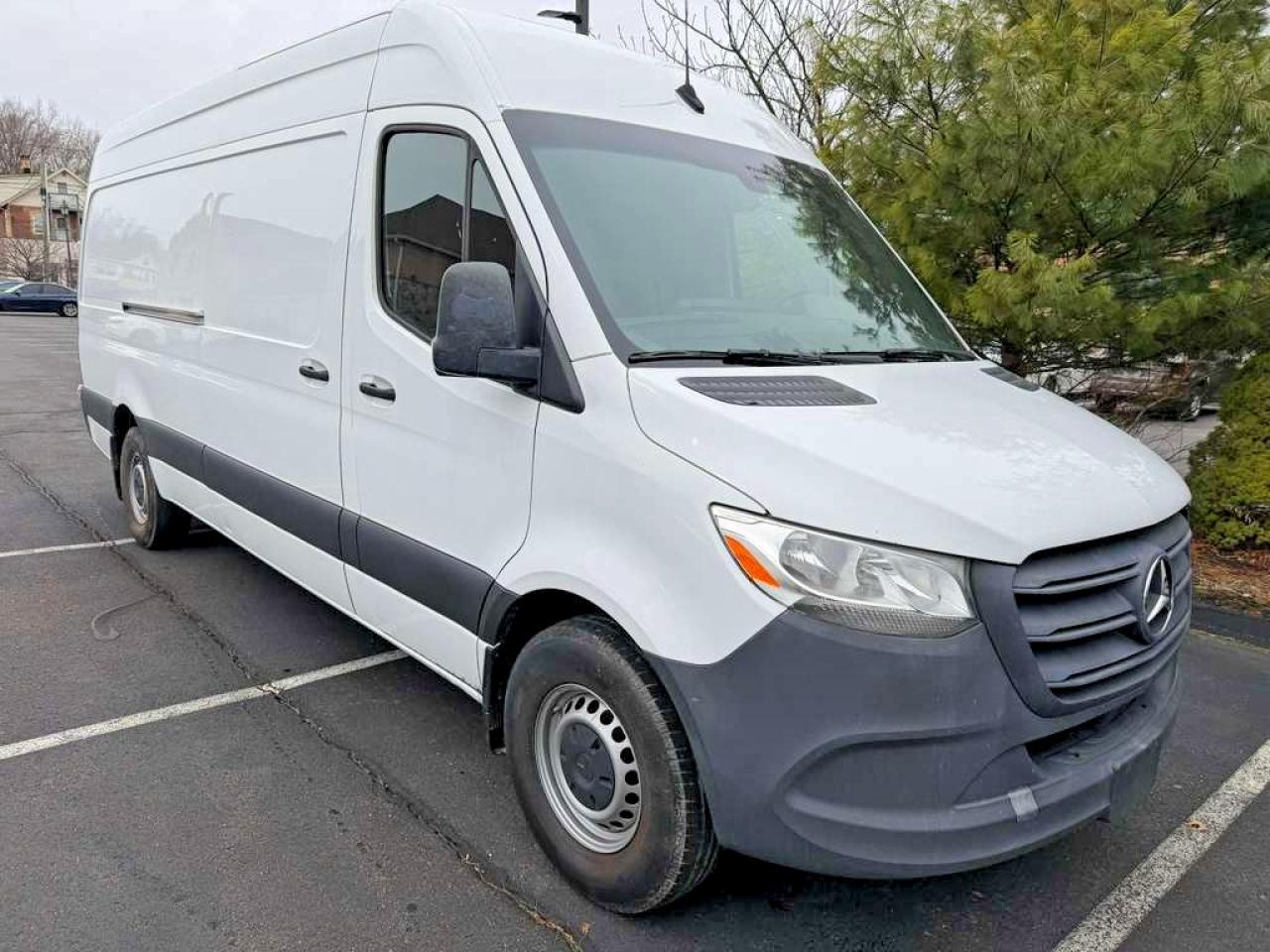 2023 Mercedes-Benz Sprinter VIN W1Y4KCHY0PT141985 photo 4