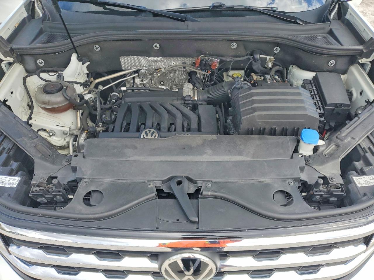 2020 Atlas cross sport VIN 1V2YE2CA6LC220183 photo 12