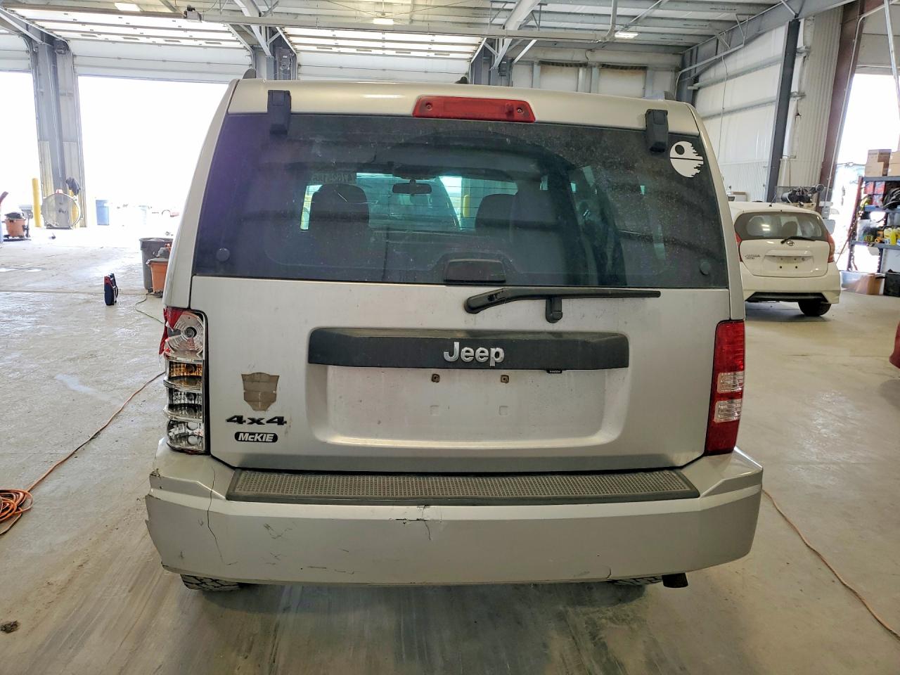 2010 Jeep Liberty VIN 1J4PN2GK8AW131639 photo 6