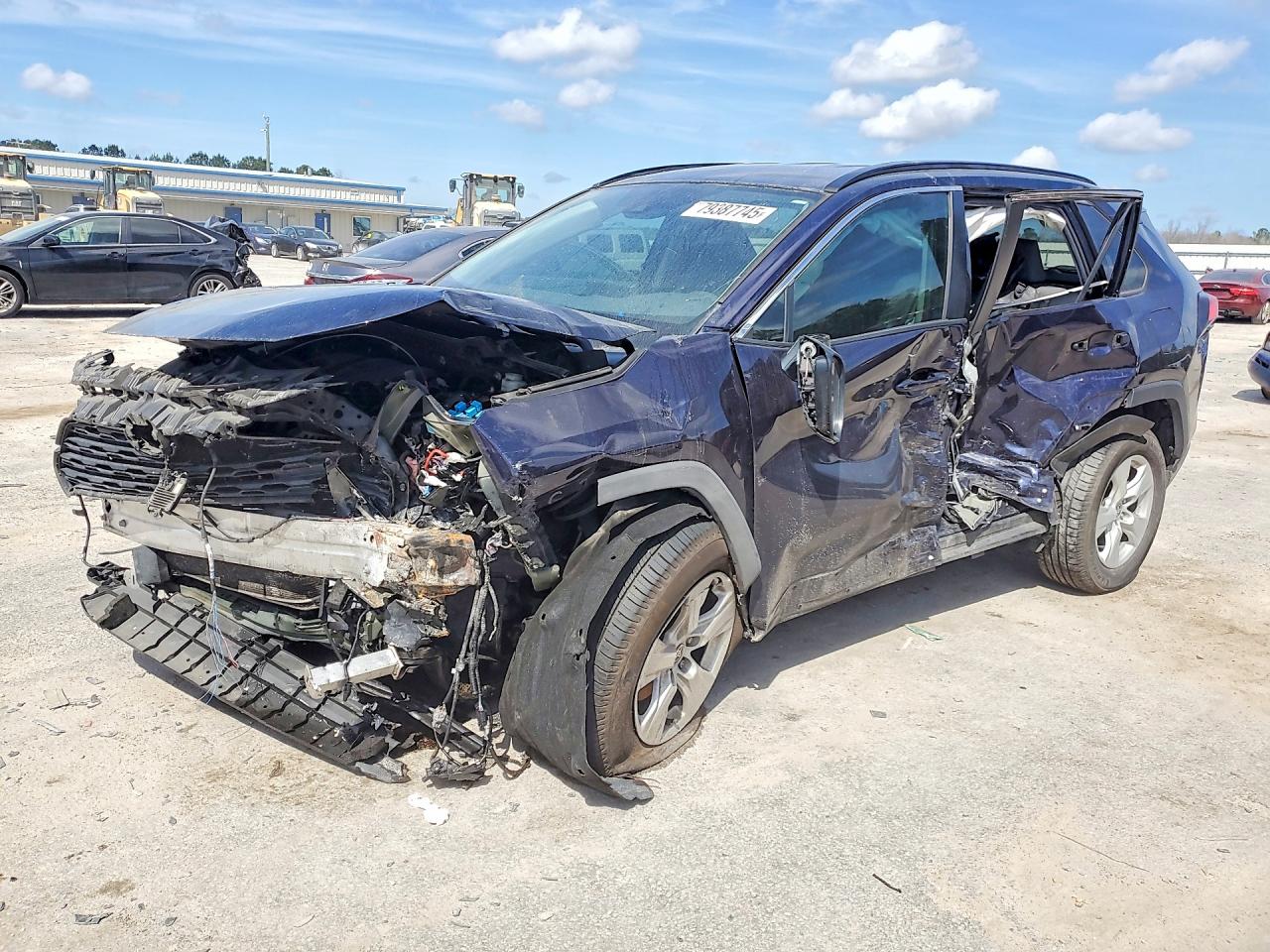 2021 Toyota Rav4 VIN 2T3W1RFV7MW175622 photo 1