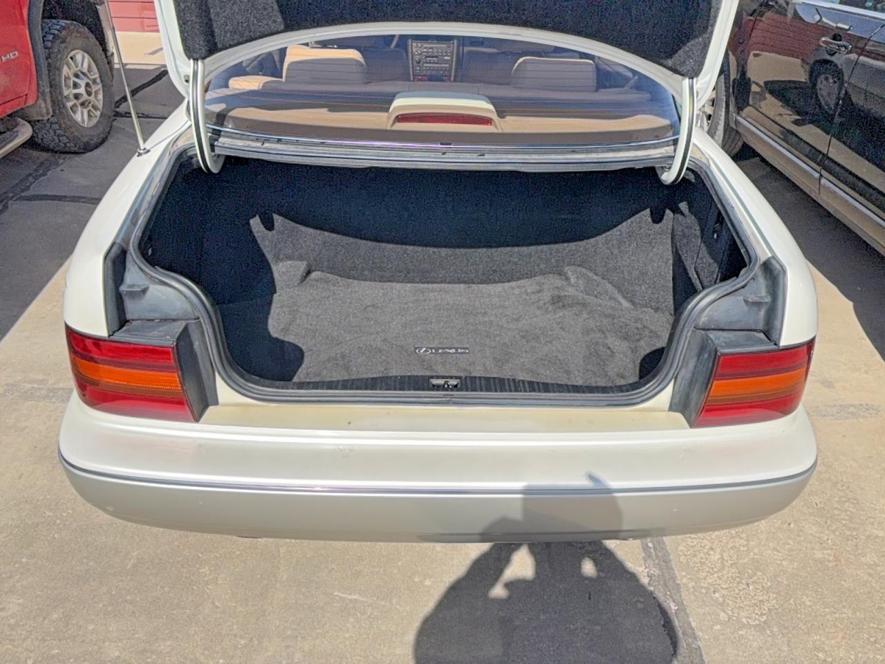 1992 Lexus Ls 400 bas VIN JT8UF11E8N0141128 photo 12