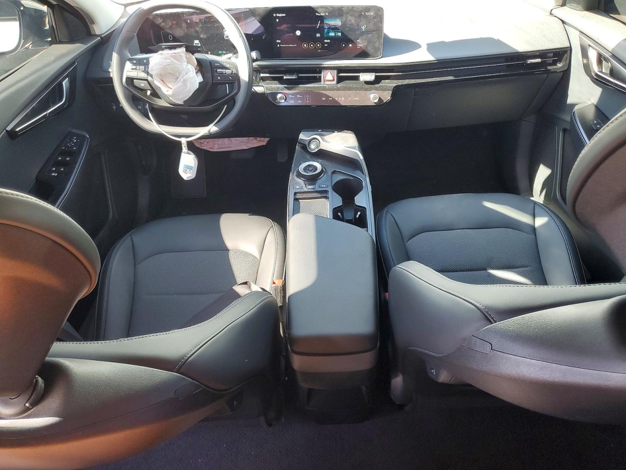 2025 Kia All other VIN 5XYC34JA7SG006653 photo 8