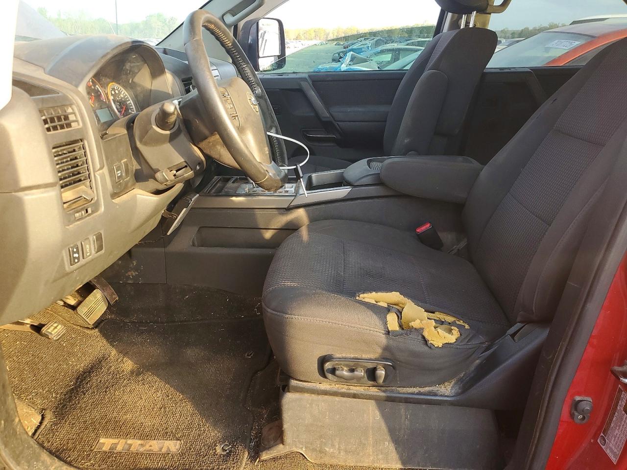 2012 Nissan TITAN VIN 1N6BA0ED6CN327363 photo 7