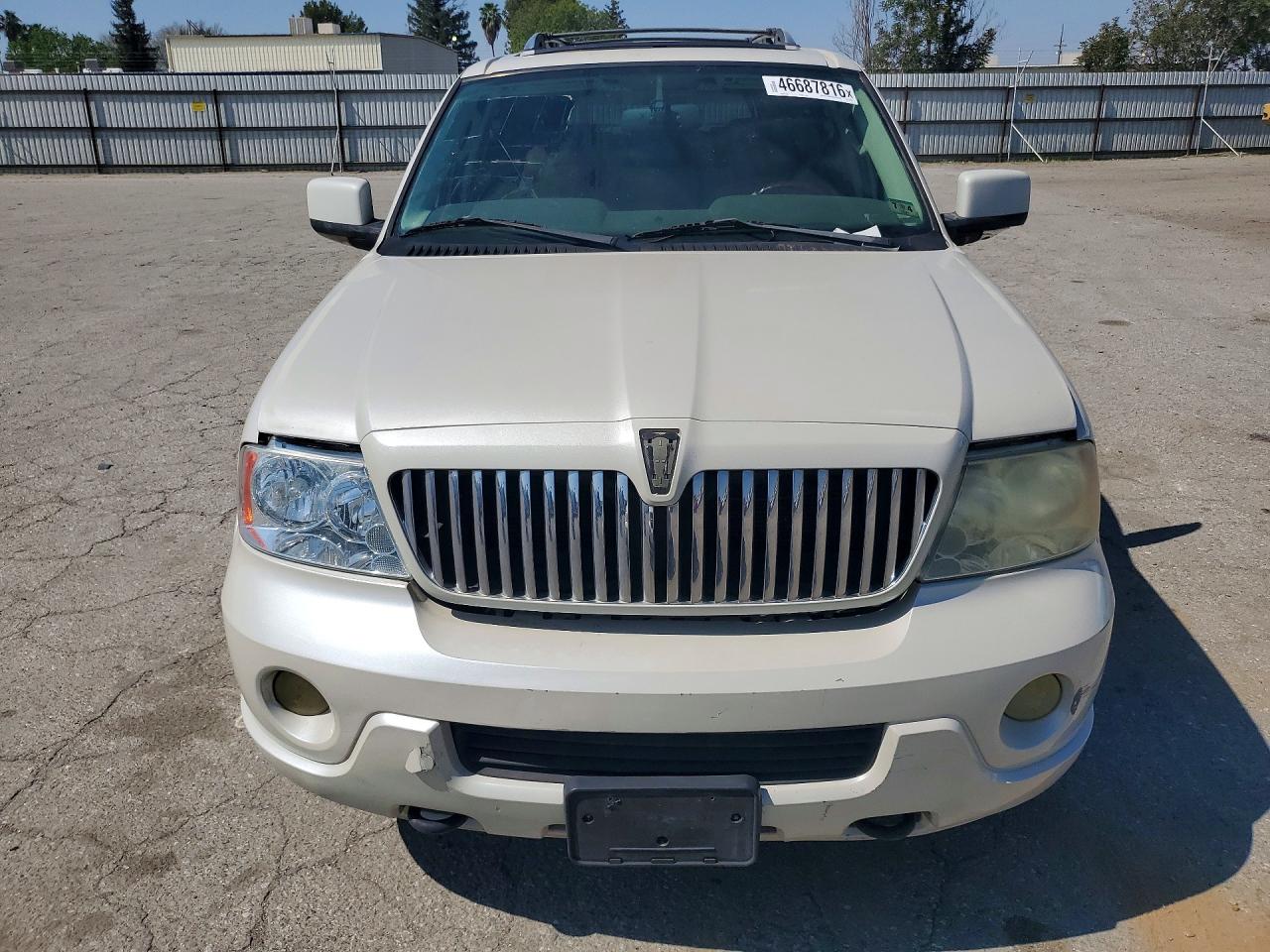 2004 LINCOLN Navigator VIN 5LMFU27R34LJ37915 photo 5