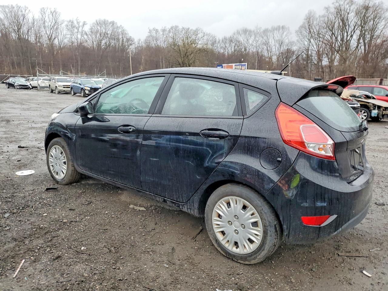 2017 Ford Fiesta VIN 3FADP4TJ0HM162797 photo 2