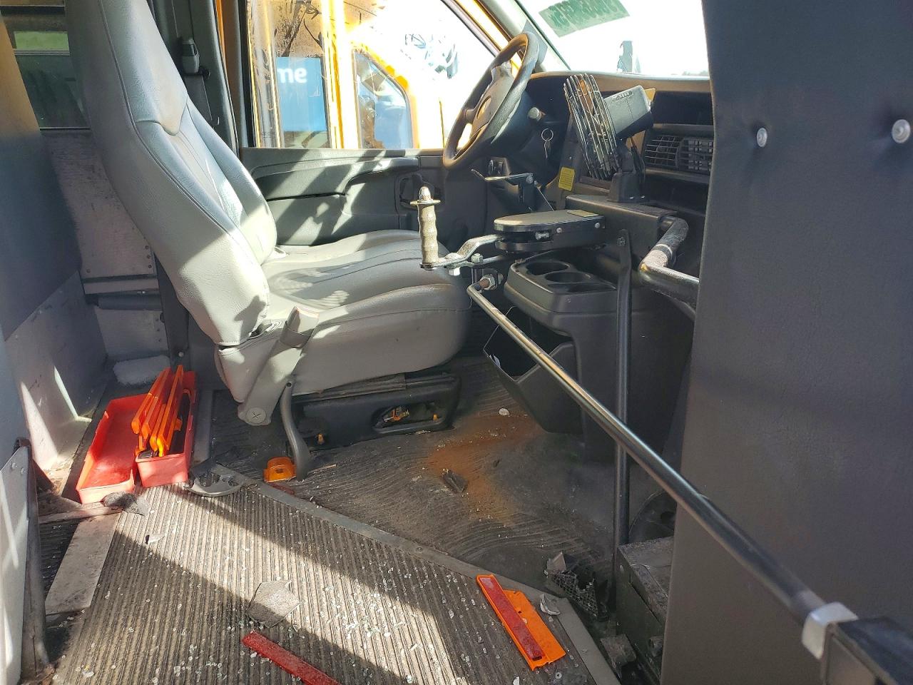 2012 Chevrolet Express VIN 1GB3G3BG3C1175687 photo 5