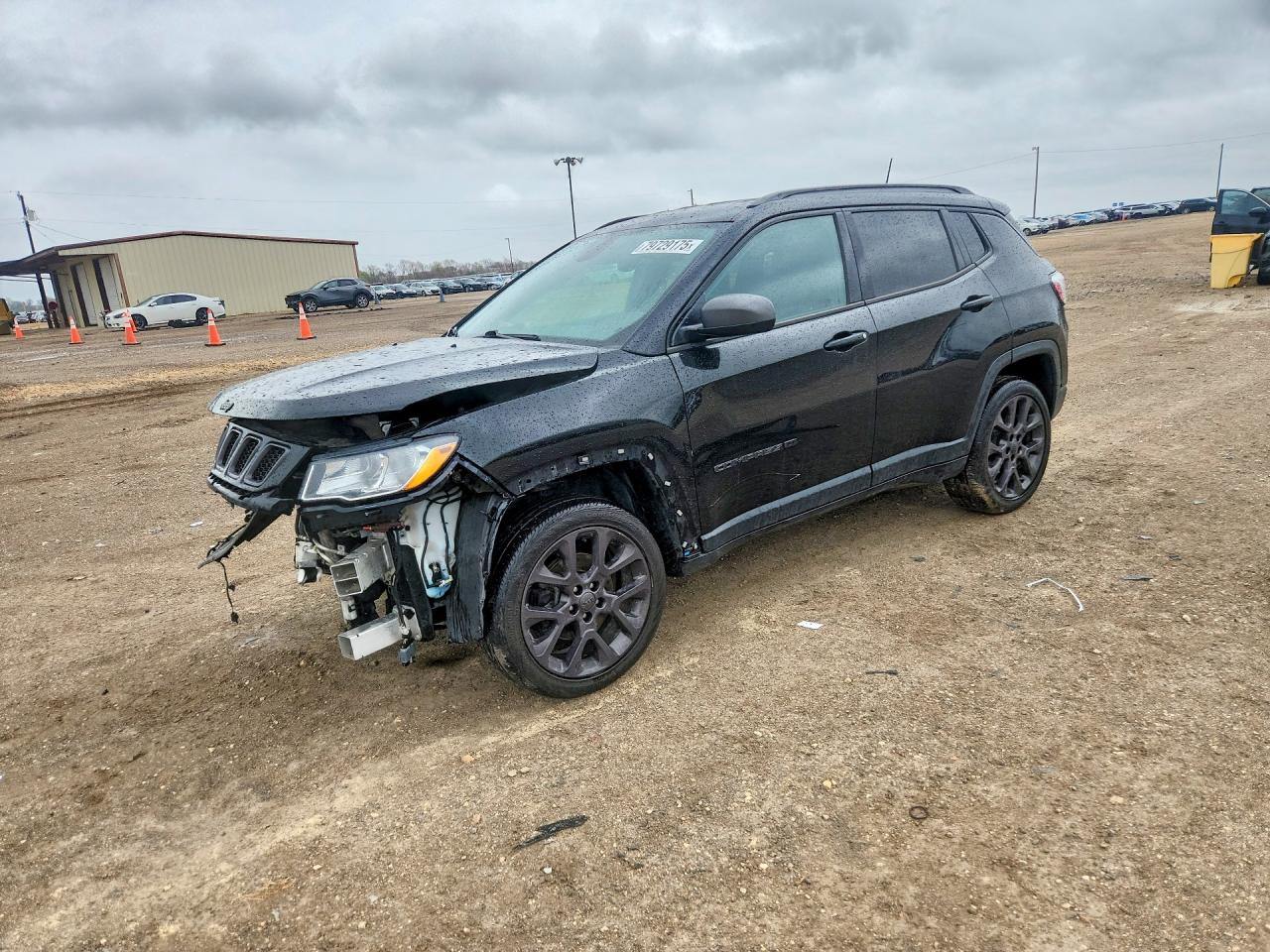 2021 Jeep Compass VIN 3C4NJDEB4MT513555 photo 1