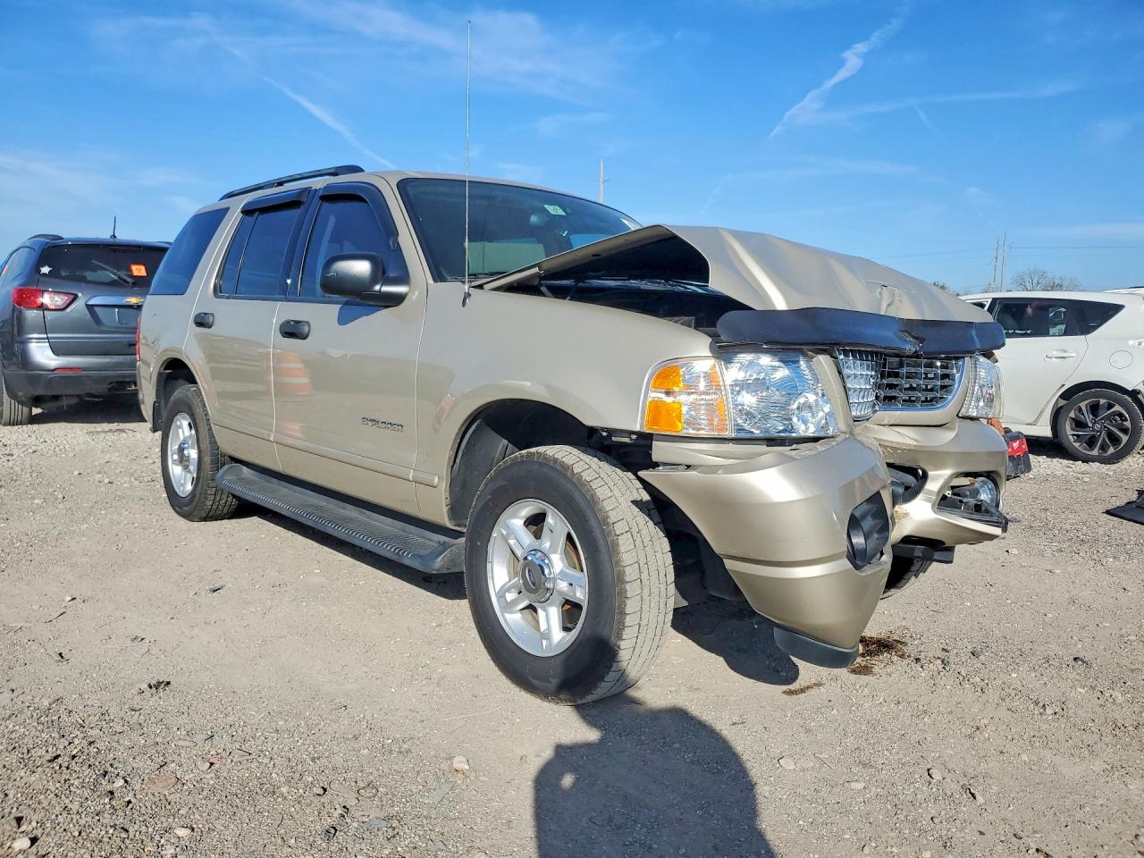 2004 Ford Explorer VIN 1FMZU63K04ZA06048 photo 4