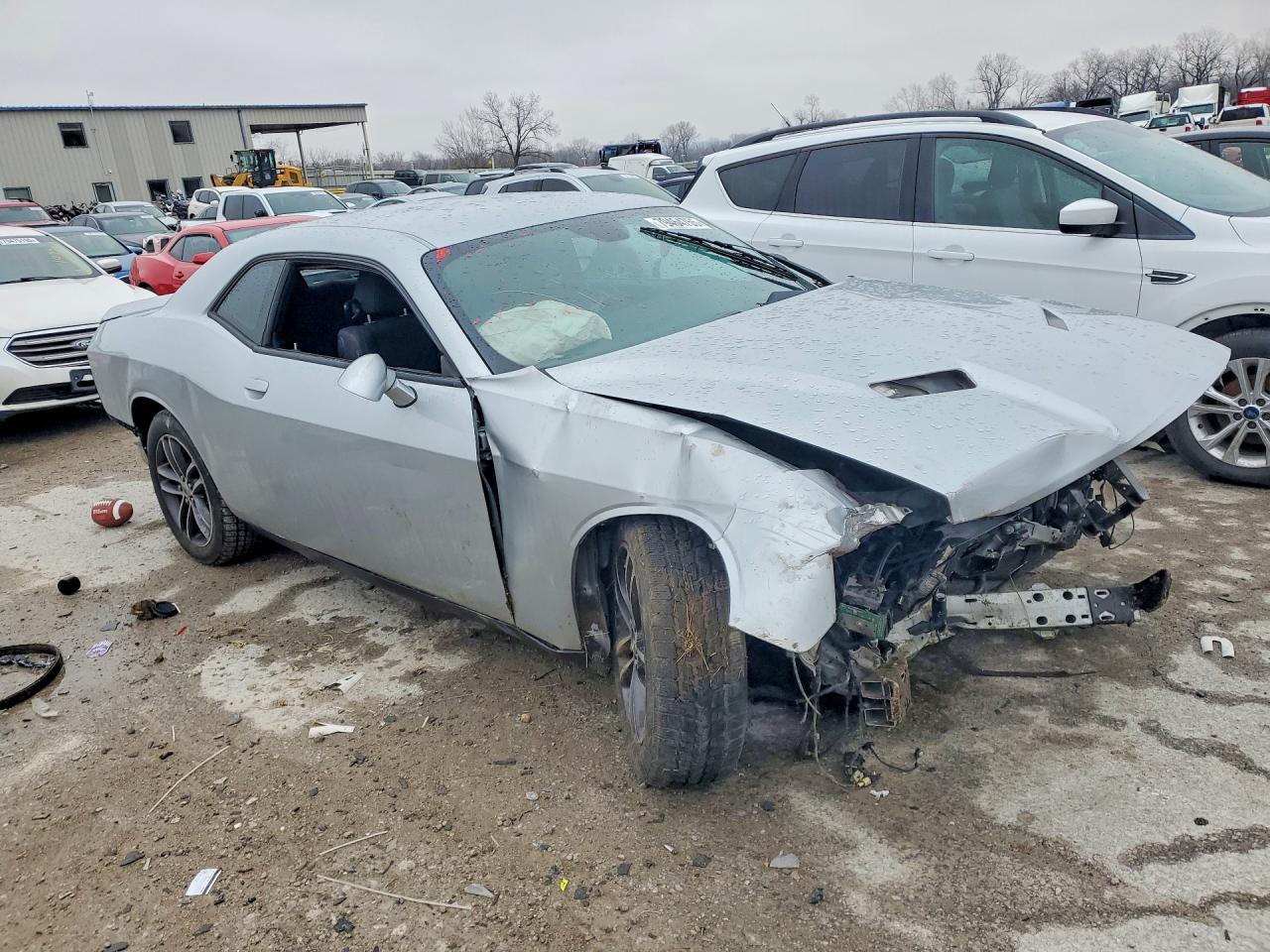2019 Dodge Challenger VIN 2C3CDZGG6KH684824 photo 4