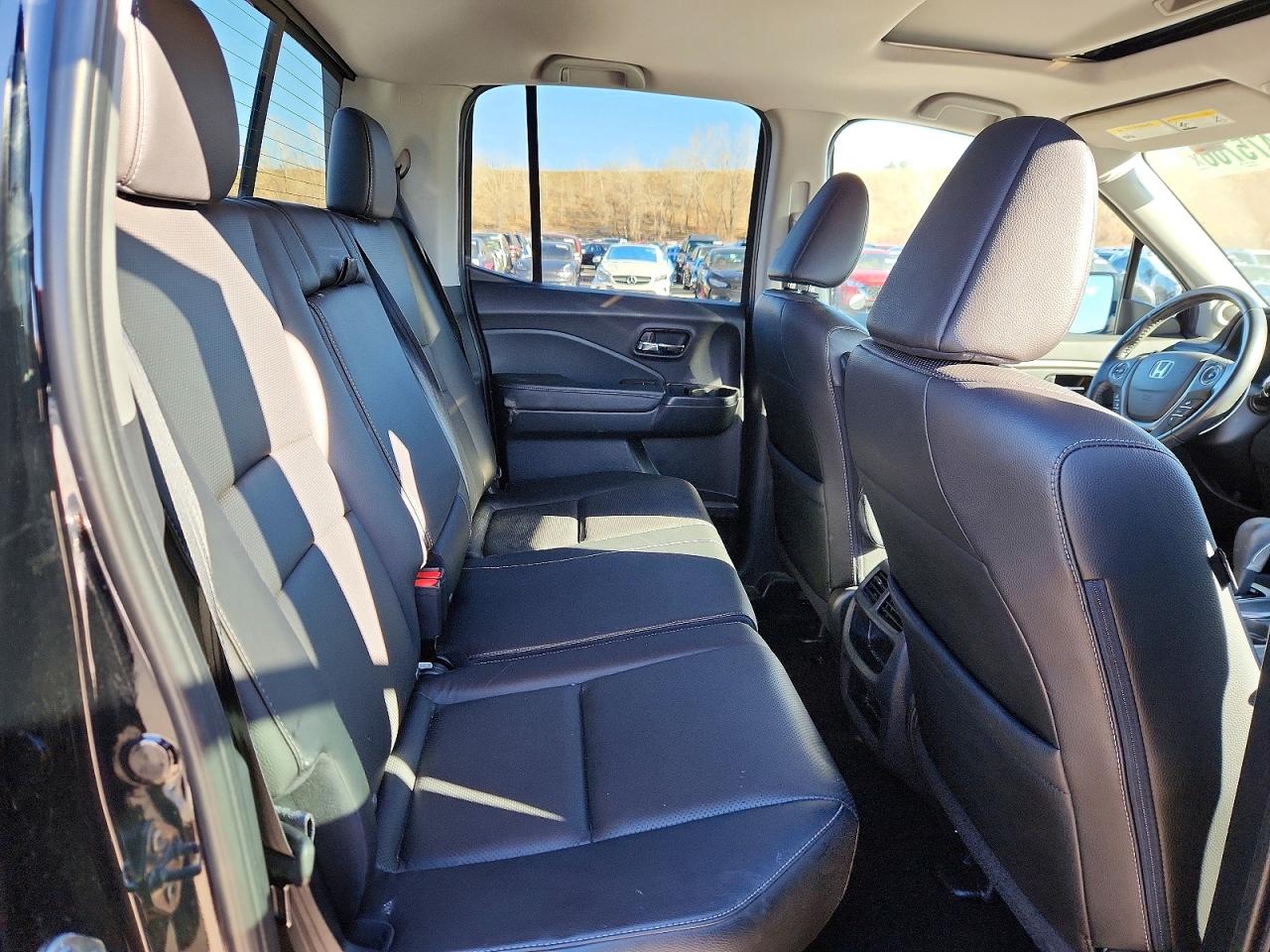 2019 Honda Ridgeline VIN 5FPYK3F57KB020789 photo 10