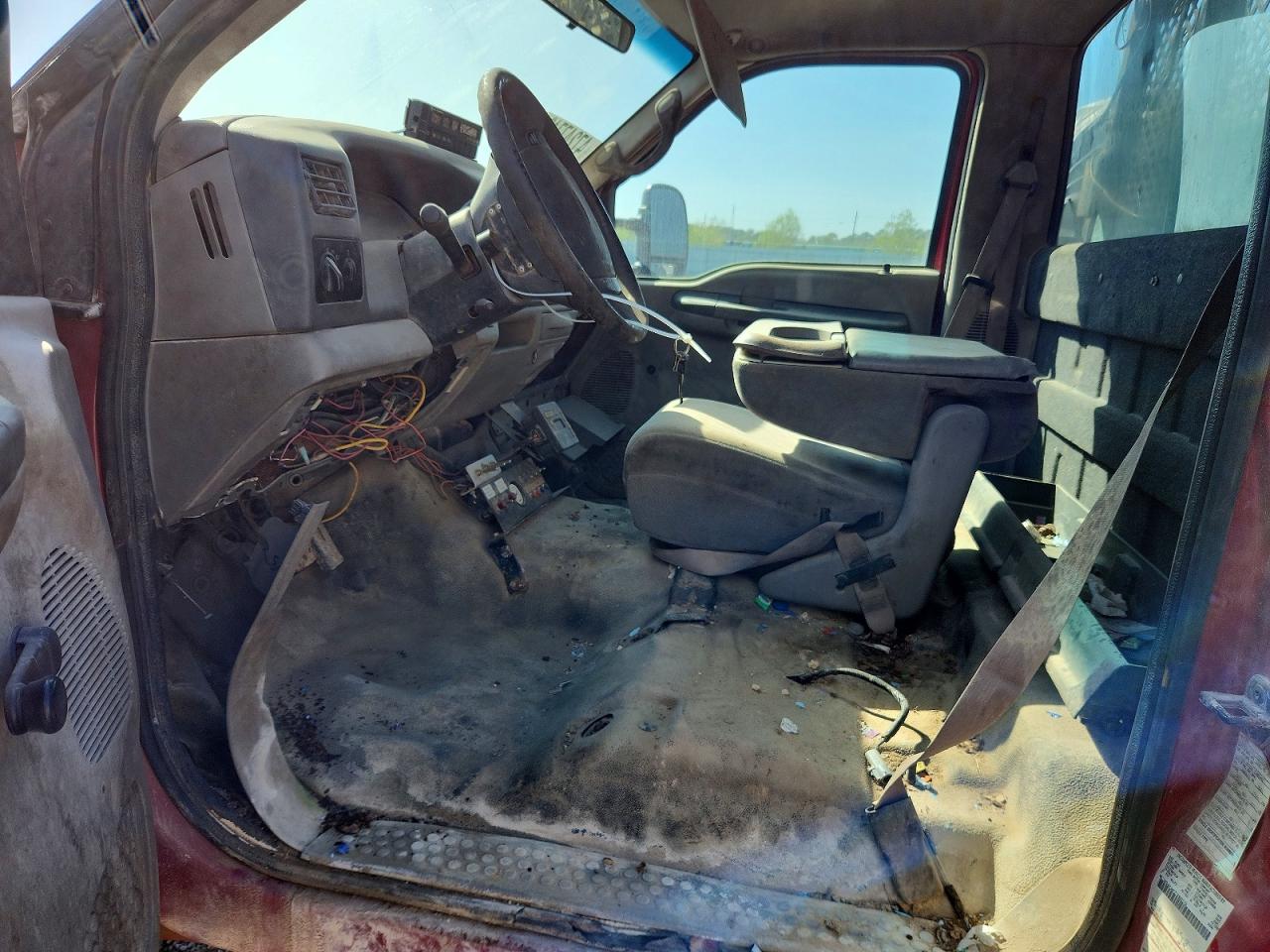 2001 Ford F550 VIN 1FDAF56F71EB82176 photo 7