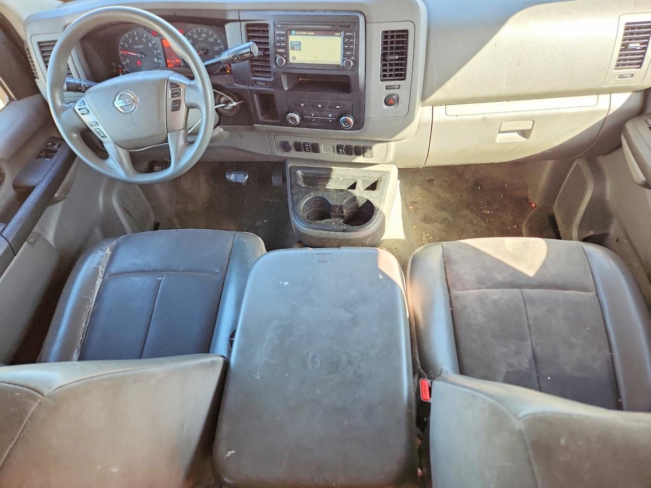 2018 Nissan Nv VIN 5BZBF0AA2JN852434 photo 8