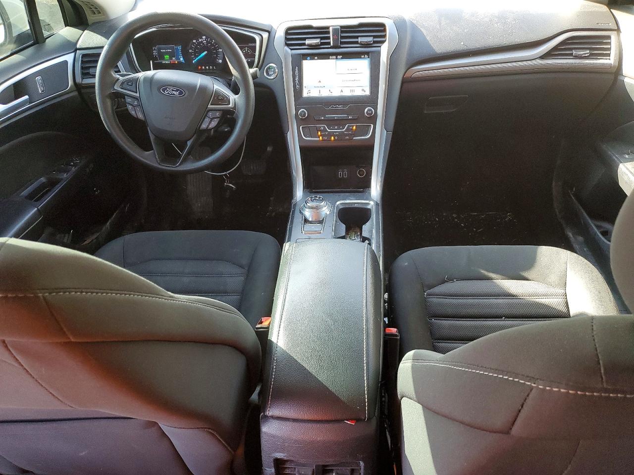 2019 Fusion VIN 3FA6P0LU7KR265446 photo 8