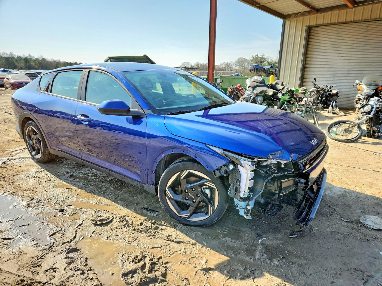 2025 Kia All other VIN 3KPFU4DE5SE187886 photo 4