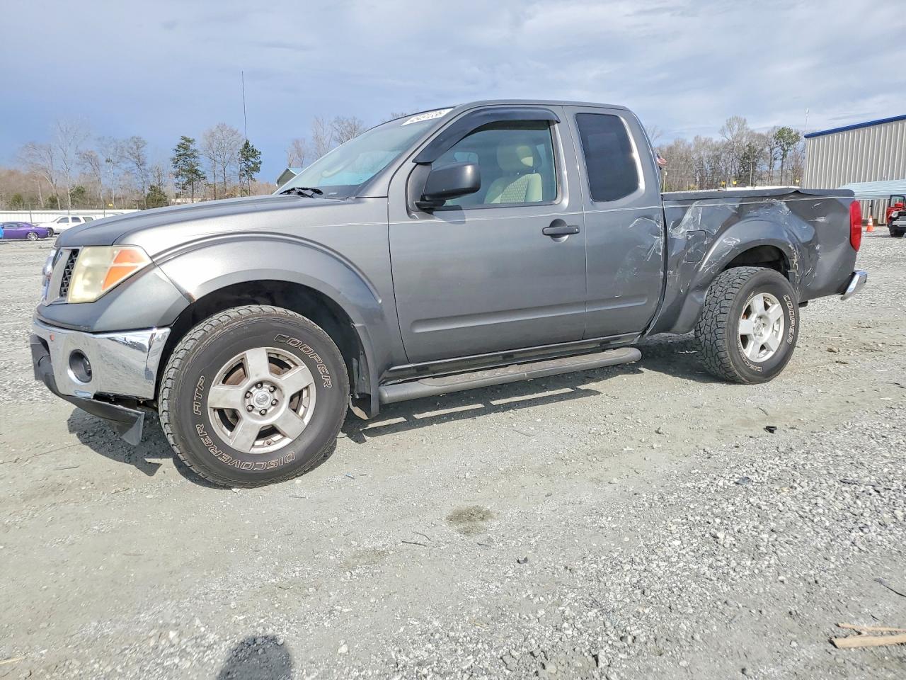 2005 Nissan Frontier VIN 1N6AD06U55C425767 photo 1