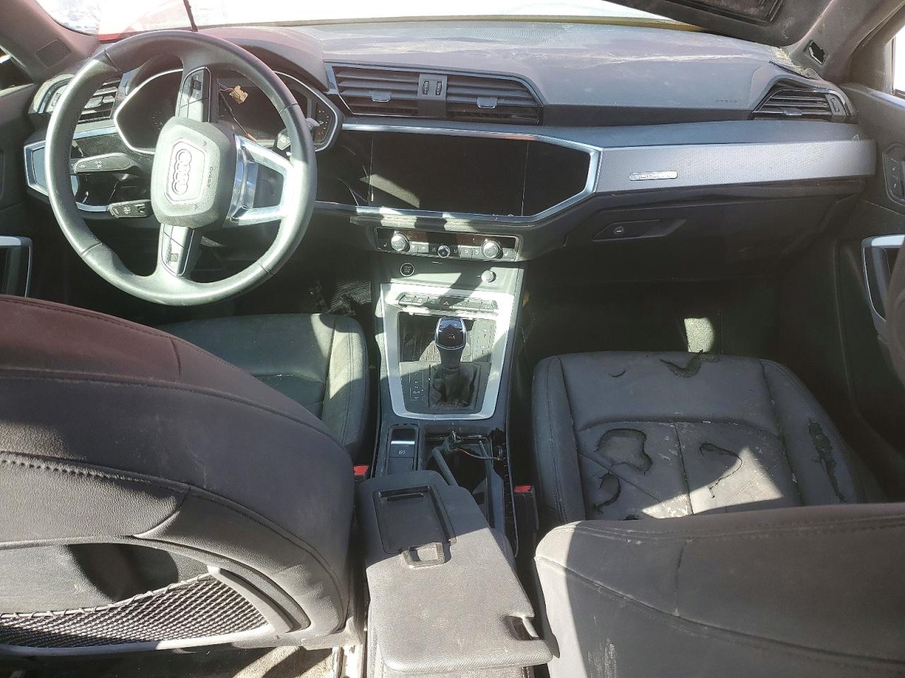 2024 Audi Q3 VIN WA1DECF38R1049860 photo 8