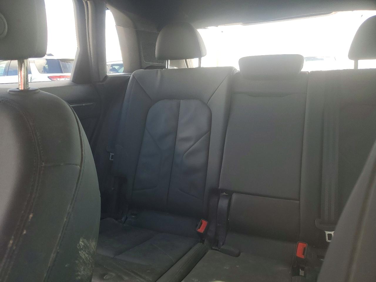 2024 Audi Q3 VIN WA1DECF38R1049860 photo 10