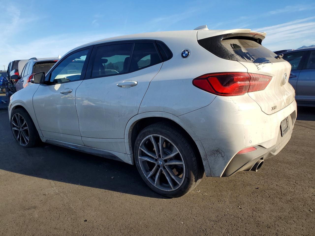 2019 BMW X2 VIN WBXYN1C50KEF29638 photo 2