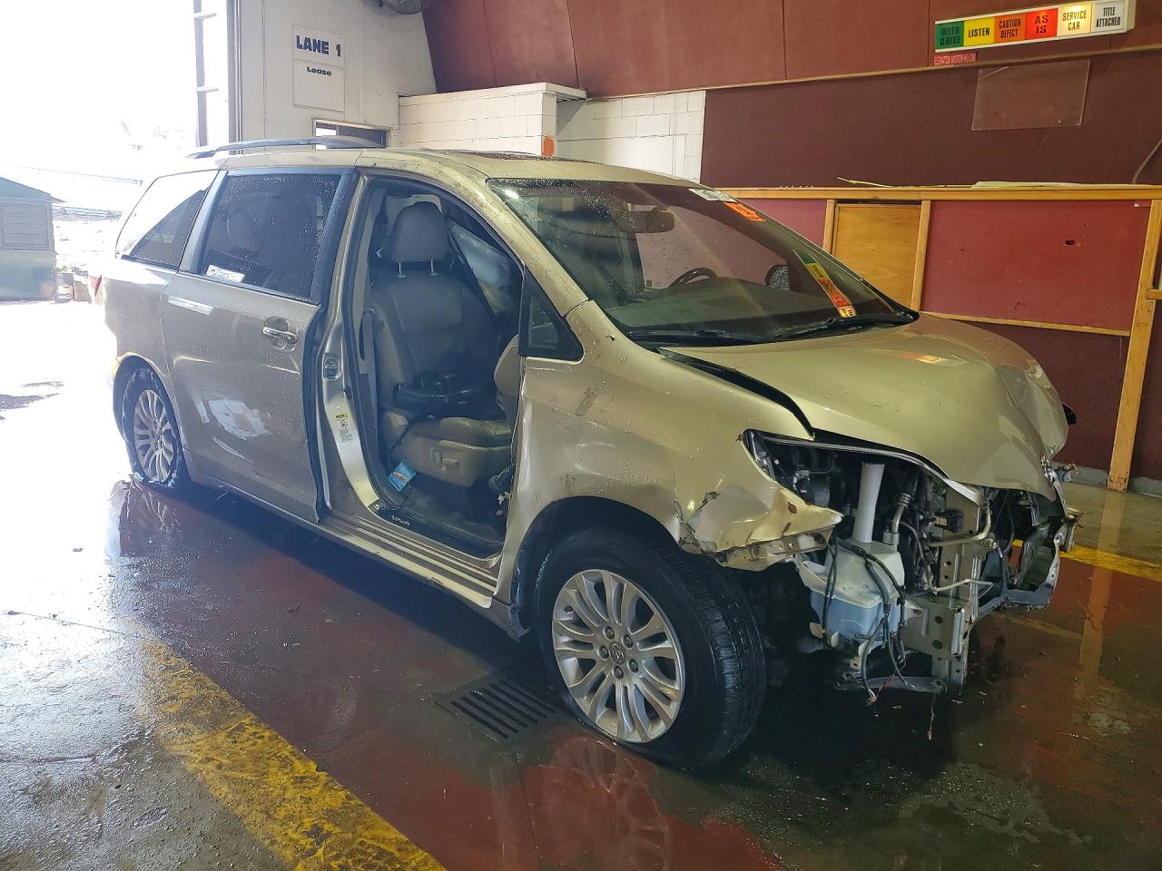 2015 Sienna VIN 5TDYK3DC9FS567560 photo 4