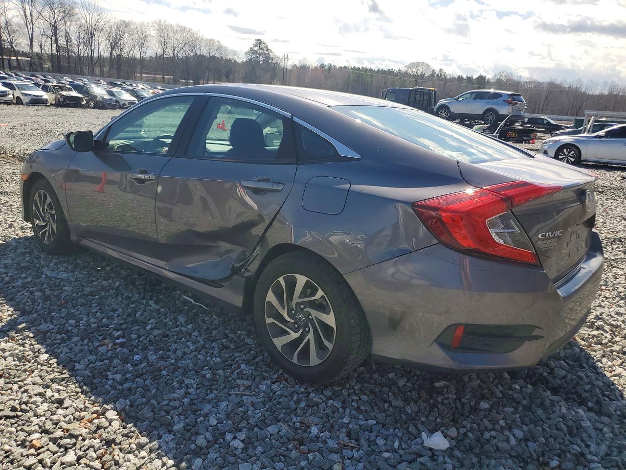 2016 Honda Civic VIN 19XFC2F76GE026315 photo 2