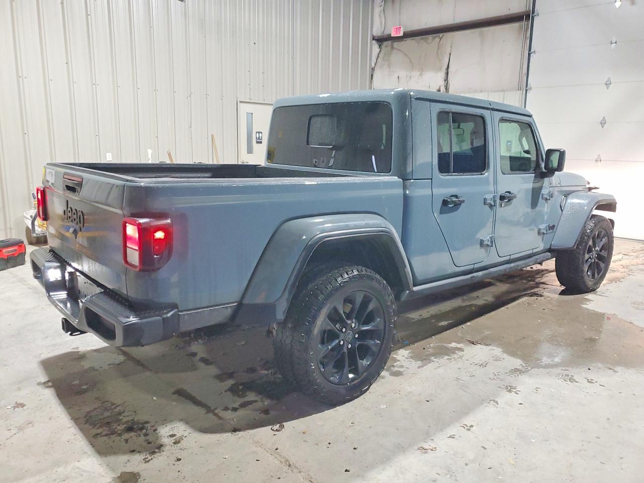 2024 Jeep Gladiator VIN 1C6HJTAG1RL133463 photo 3