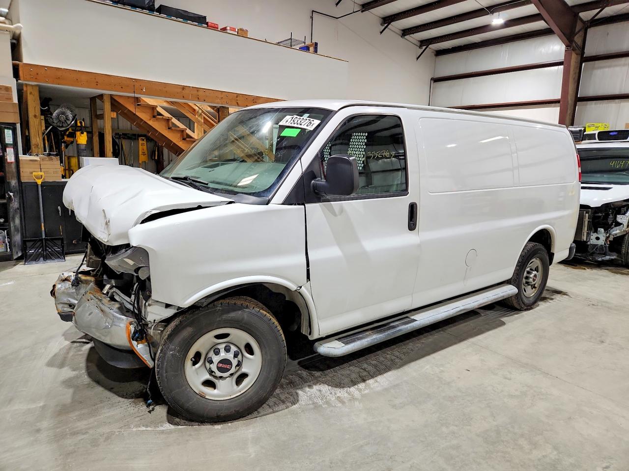 2017 GMC Savana VIN 1GTW7AFF9H1912347 photo 1